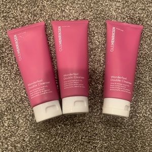 3 Ole Henriksen Wonderfeel double cleanser
